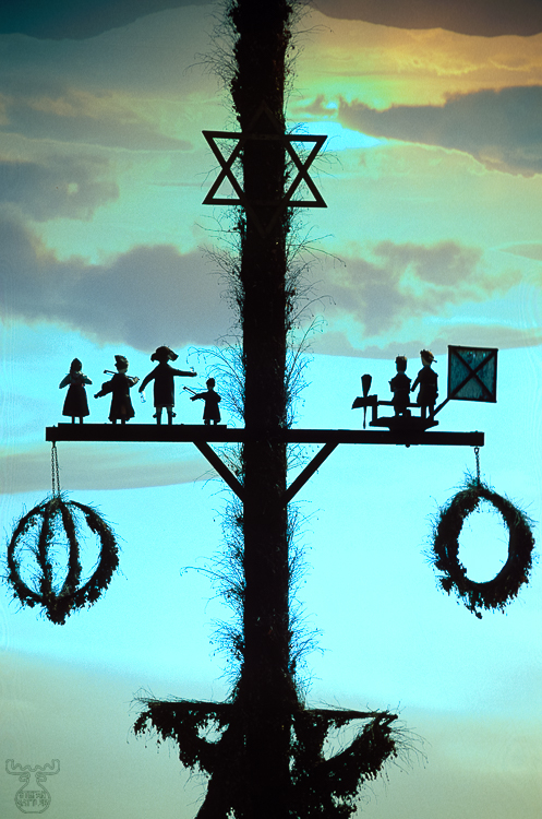 331 - May Pole - Mittsommerbaum