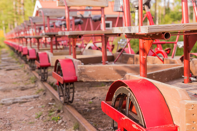 9317 - Cycle handcar store - -