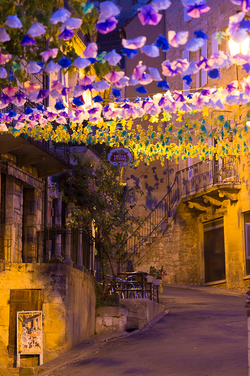 9853 - Felibrajada alley - -